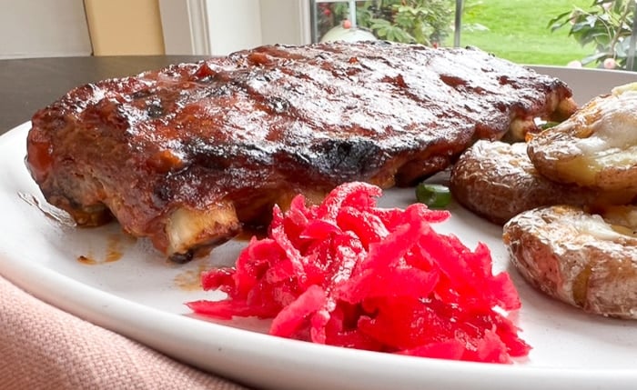 pork ribs with flora farm barbecue sauce