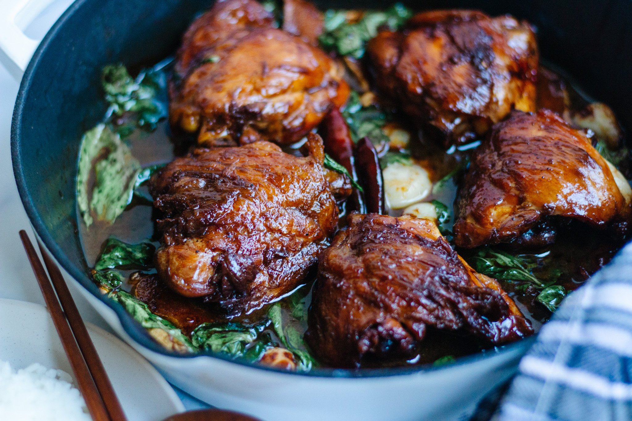 kana cast iron skillet braised chicken