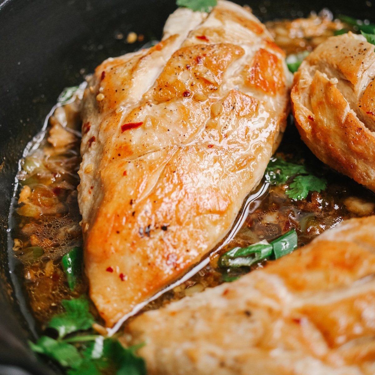 Honey Garlic Chicken Breast - ready in 30 minutes - Eat With Carmen