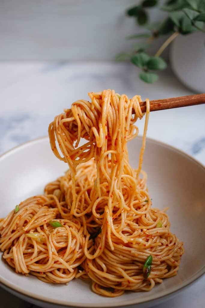 how to make chili oil noodles