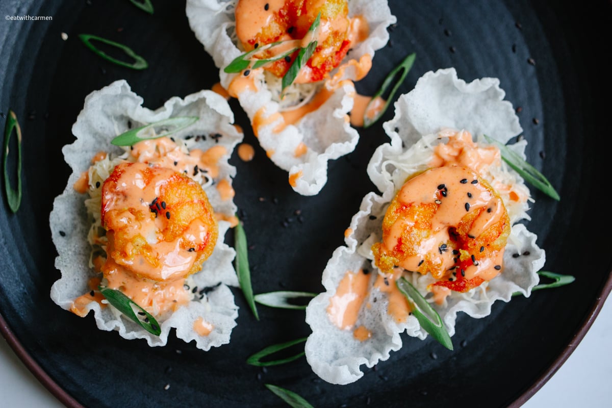 spicy shrimp with rice paper chips