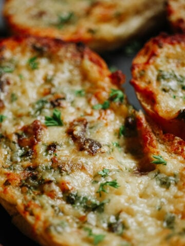 garlic cheese bread