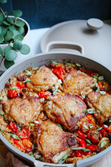 Easy One Pot Spanish Chicken and Rice with Chorizo