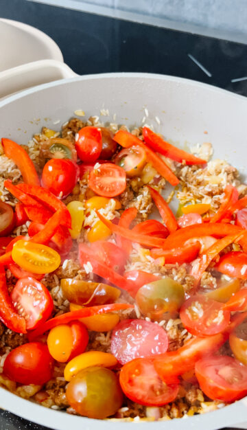 Easy One Pot Spanish Chicken and Rice with Chorizo