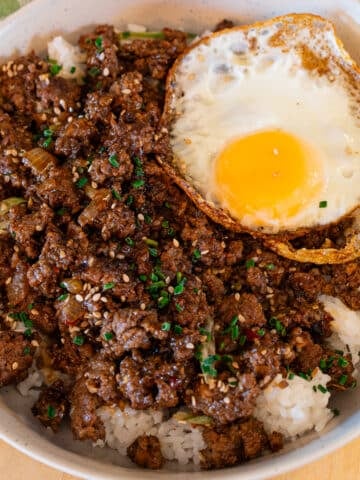 Asian ground beef rice bowl
