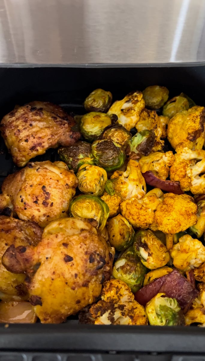 chicken and vegetables in air fryer