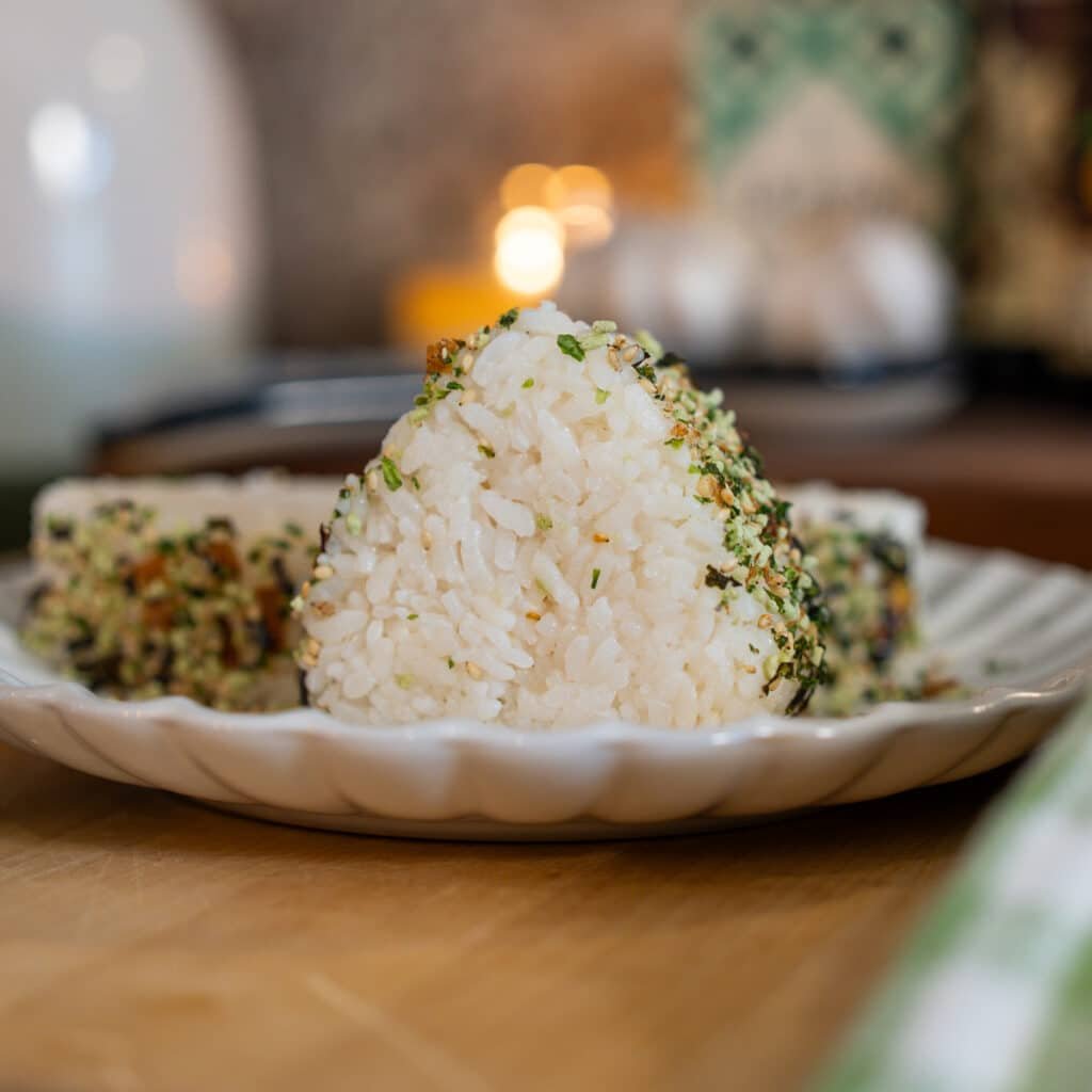 Spicy salmon onigiri