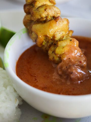 chicken satay air fryer with peanut sauce