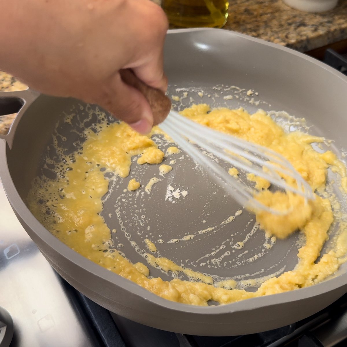make a roux mac and cheese