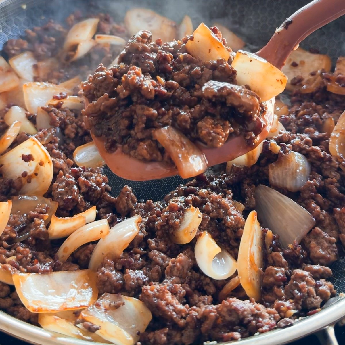 easy beef and onion stir fry