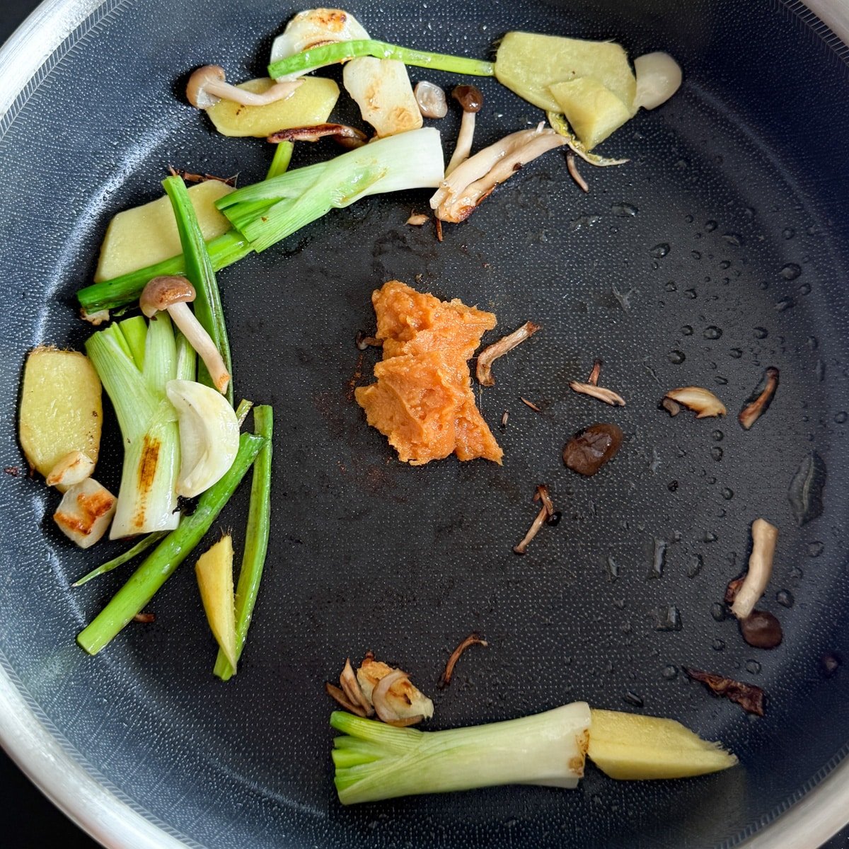 Cook rice with broth