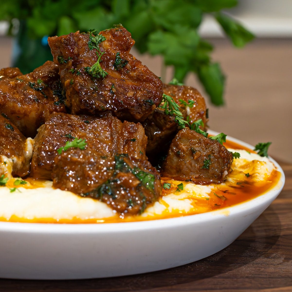 what to serve with garlic butter steak bites